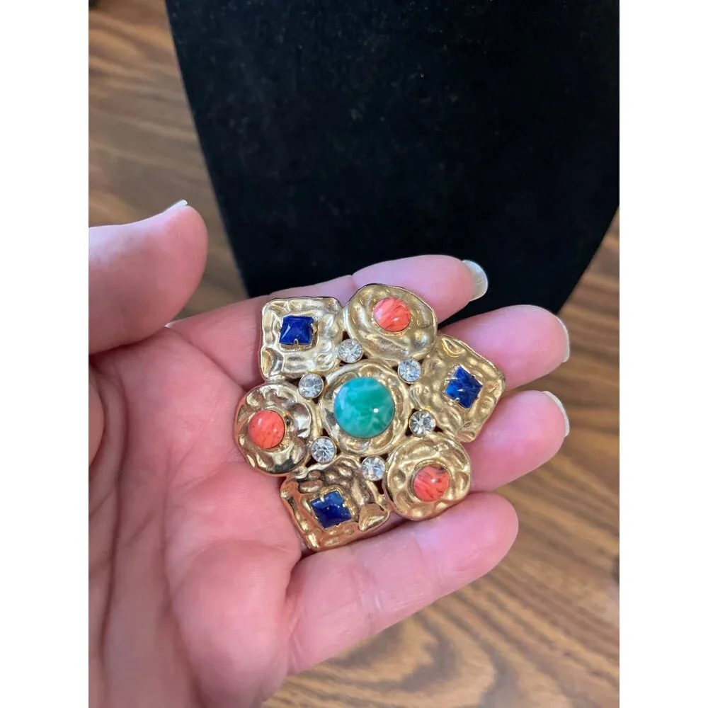 Vogue Jlry gold tone multi-colored cabochon and rhinestone brooch vintage
